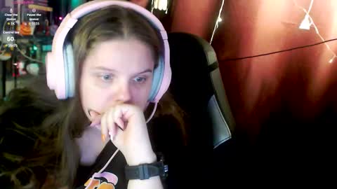 so cute777 online show from 10/28/25, 09:17