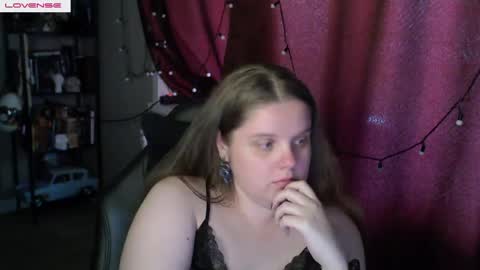 Snapshot of so_cute777 chatting on 05/23/26, 06:29 so cute777 online show from 05/23/26, 06:29