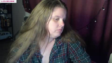 Snapshot of so_cute777 chatting on 05/26/26, 12:23 so cute777 online show from 05/26/26, 12:23