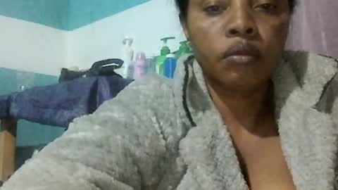 Snapshot of soayh89 chatting on 06/17/26, 06:42 soayh89 online show from 06/17/26, 06:42
