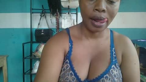 Snapshot of soayh89 chatting on 07/15/26, 06:07 soayh89 online show from 07/15/26, 06:07