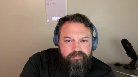 Snapshot of socksnjox chatting on 07/23/26, 03:04 JustADude online show from 07/23/26, 03:04