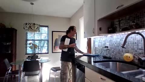 MicroAngelo online show from 01/04/25, 09:09