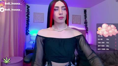 soffi_bunny_ online show from 11/23/25, 08:47