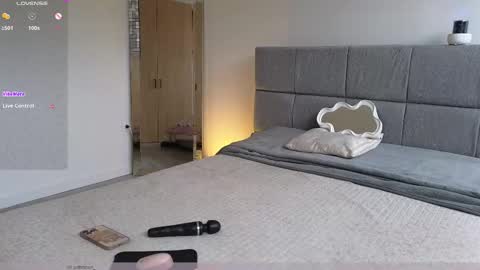 IG Soffimoon   I THANK YOU FOR LEAVING YOUR FOLLOW online show from 02/04/26, 08:25