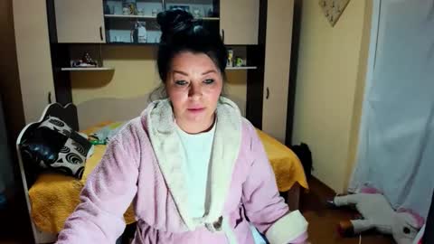 Soffy online show from 02/18/26, 05:03