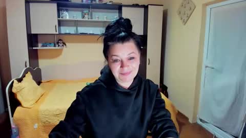 Soffy online show from 03/26/26, 06:30