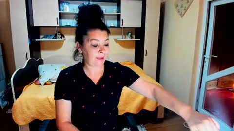 Soffy online show from 06/17/26, 05:10