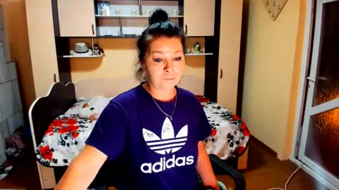 Soffy online show from 06/25/26, 05:07