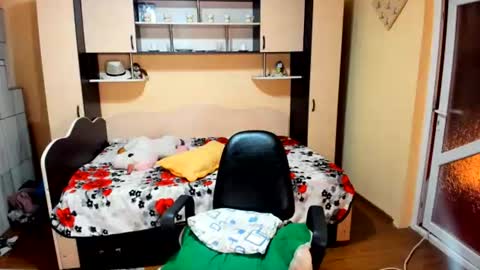 Soffy online show from 06/25/26, 05:12