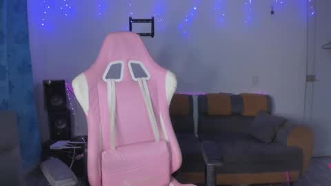 sofia online show from 02/23/26, 06:22