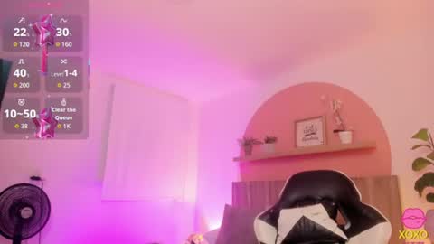 Snapshot of sofi_alix chatting on 07/01/26, 08:08 S O F I online show from 07/01/26, 08:08