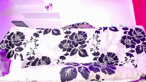 Sofia online show from 02/11/25, 06:08