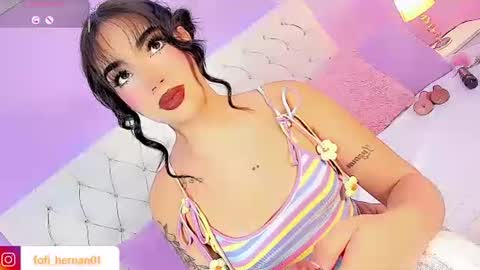 Snapshot of sofi_hdzz chatting on 06/28/26, 01:17 sofi_hdzz online show from 06/28/26, 01:17
