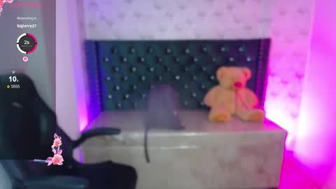 Sofi online show from 12/19/25, 02:02