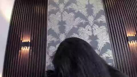 SOFIA online show from 06/17/26, 01:08