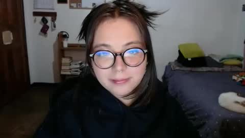 Sofi Lynch online show from 03/03/26, 07:47