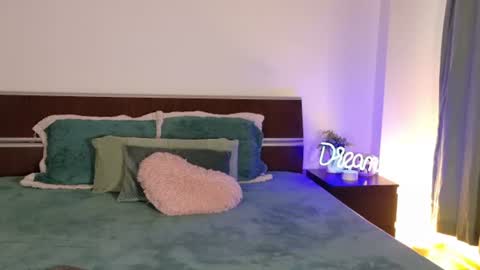 sofi moon26 online show from 06/23/26, 04:27
