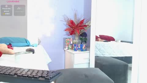 Snapshot of sofi_smith02 chatting on 12/24/24, 07:11 sofi smith online show from 12/24/24, 07:11