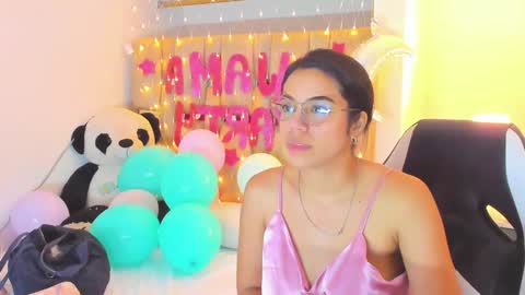 Snapshot of sofi_smith02 chatting on 01/18/25, 10:17 sofi smith online show from 01/18/25, 10:17