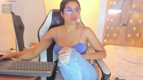 Snapshot of sofi_smith02 chatting on 01/31/25, 11:56 sofi smith online show from 01/31/25, 11:56
