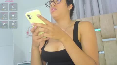 Snapshot of sofi_smith02 chatting on 02/04/25, 07:55 sofi smith online show from 02/04/25, 07:55