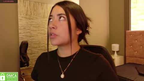 Susy online show from 09/25/25, 09:29