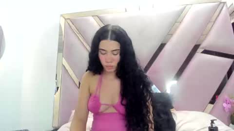 Snapshot of sofia1candyht chatting on 12/06/24, 07:54 SOFIA online show from 12/06/24, 07:54