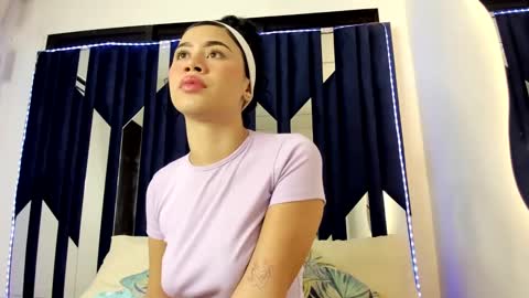 Snapshot of sofia1candyht chatting on 12/07/24, 05:37 SOFIA online show from 12/07/24, 05:37