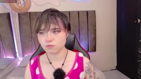 Snapshot of sofia_as chatting on 03/25/26, 04:29 SOFIA online show from 03/25/26, 04:29