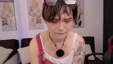 Snapshot of sofia_as chatting on 04/10/26, 04:17 SOFIA online show from 04/10/26, 04:17