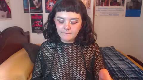 Snapshot of sofia_coolle chatting on 12/10/24, 07:11 Sofi online show from 12/10/24, 07:11