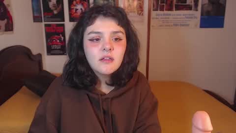 Snapshot of sofia_coolle chatting on 01/11/25, 11:13 Sofi online show from 01/11/25, 11:13