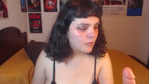 Snapshot of sofia_coolle chatting on 01/13/25, 10:35 Sofi online show from 01/13/25, 10:35