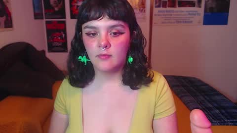 Snapshot of sofia_coolle chatting on 02/24/25, 11:52 Sofi online show from 02/24/25, 11:52