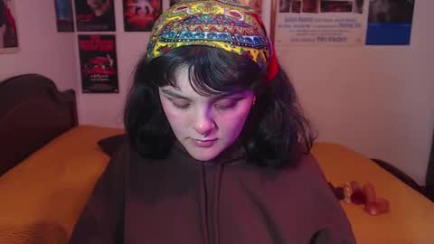 Snapshot of sofia_coolle chatting on 03/06/25, 08:27 Sofi online show from 03/06/25, 08:27