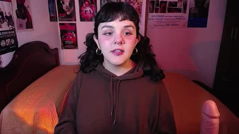 Snapshot of sofia_coolle chatting on 10/12/25, 07:46 Sofi online show from 10/12/25, 07:46