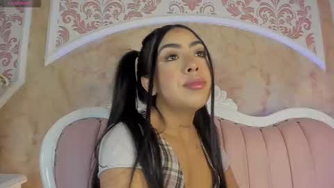 Snapshot of sofia_fantasyy chatting on 09/11/25, 12:16 Sofia fantasyy Online 0700 to 1400 gmt-5 online show from 09/11/25, 12:16