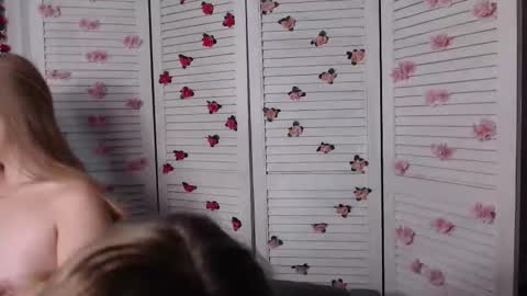 Snapshot of sofia_here chatting on 11/20/25, 12:22 Sofia here online show from 11/20/25, 12:22