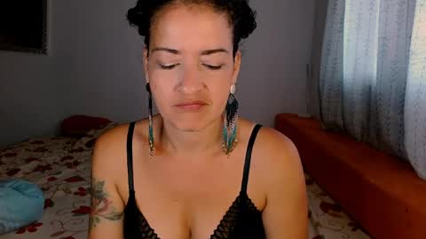 Sofia  online show from 04/01/26, 02:14