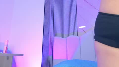 Sofia online show from 04/18/26, 03:10