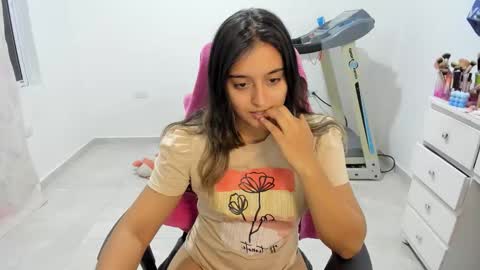 sofia_new online show from 09/29/25, 02:38