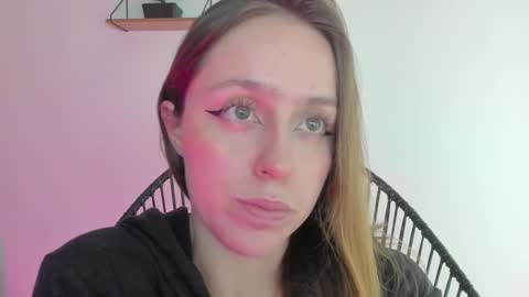     online show from 12/21/24, 06:19