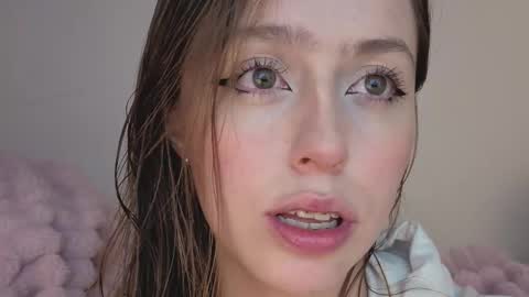     online show from 10/22/25, 03:51