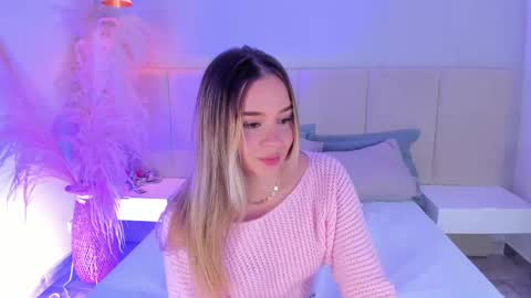 Snapshot of sofia_pamela chatting on 03/07/25, 07:16 SOFIA PAMELA online show from 03/07/25, 07:16