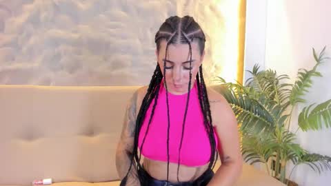 SOFIA online show from 11/25/25, 05:46