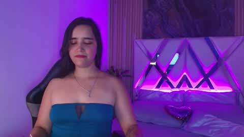 Sofia Saenz online show from 12/02/25, 08:59