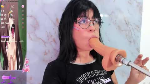 Snapshot of sofia_shadow1 chatting on 06/02/26, 04:58 sofi 3 online show from 06/02/26, 04:58