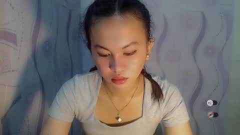 sofia_sweetheart18 online show from 02/19/26, 12:39