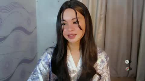 Snapshot of sofia_sweetheart18 chatting on 07/06/26, 09:17 sofia_sweetheart18 online show from 07/06/26, 09:17